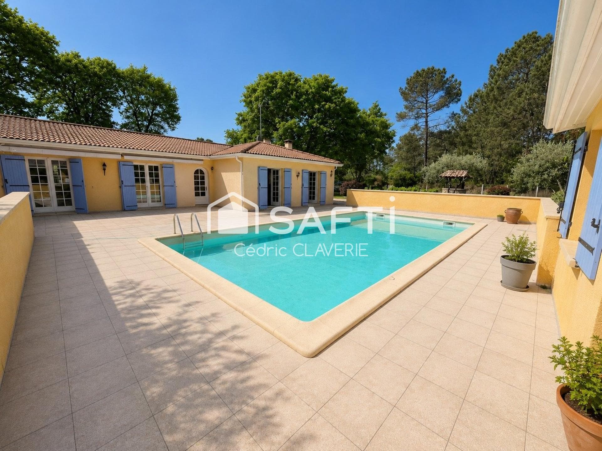 Maison de plain pied, 5 chambres, piscine