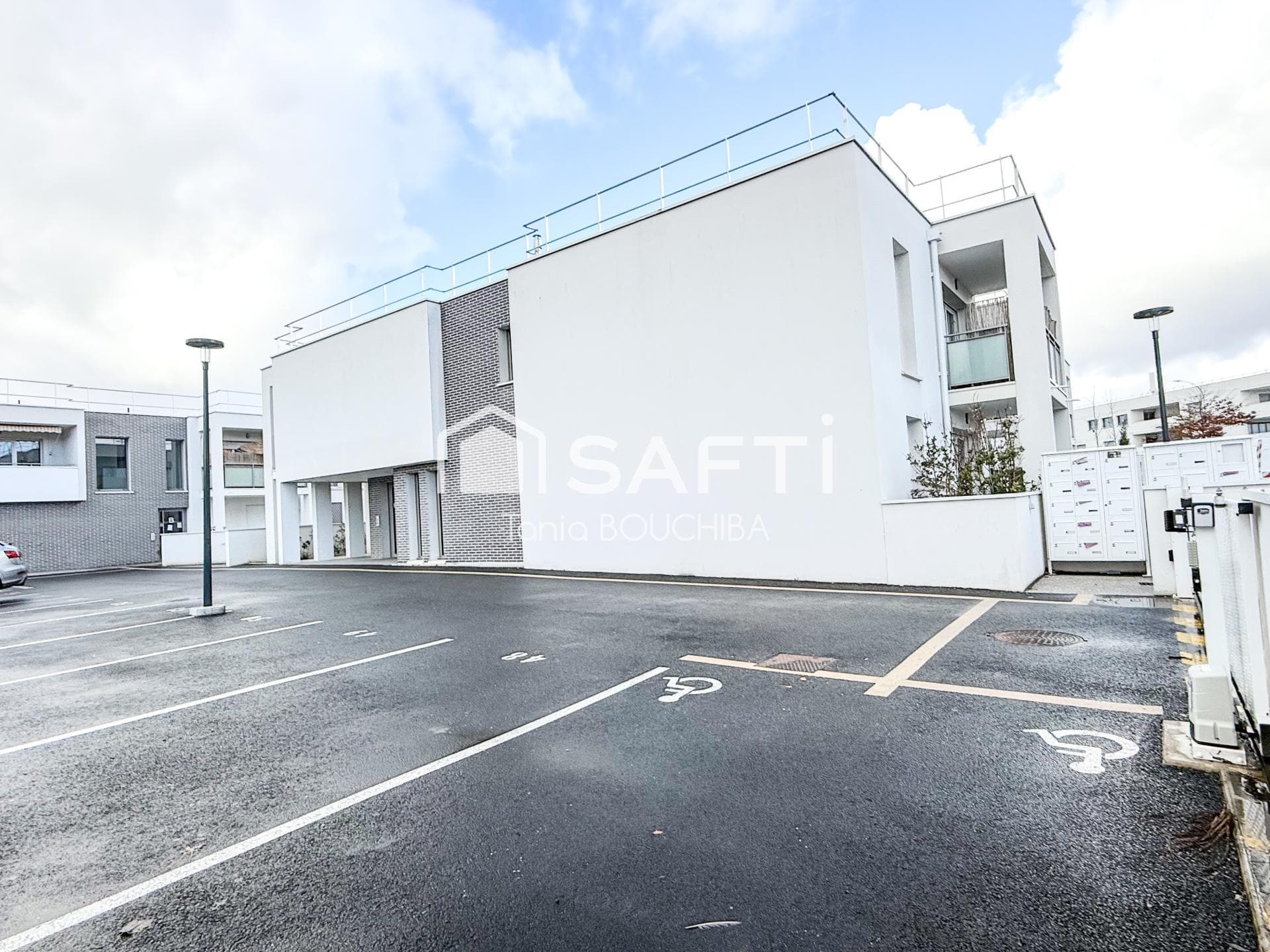 12 parkings – Opportunité investisseur