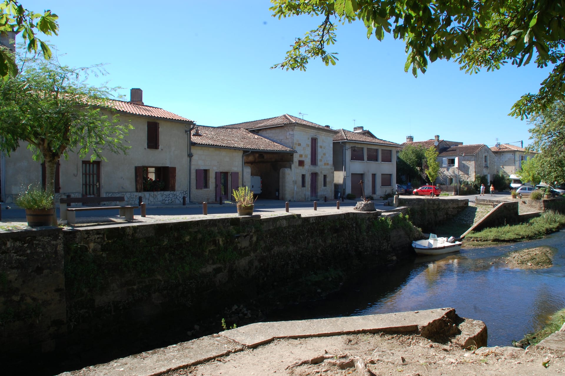 Vue de Isle-Saint-Georges — Gironde